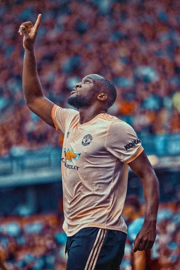 竞技宝-关于赛地聚焦:社区盾清晨热度飙升,圣安东尼奥马刺刷新队史纪录,信心回归,团队化学反应显著的信息