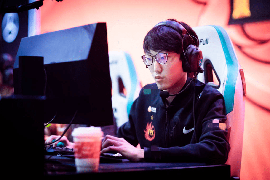 JJB-Doinb连续十二场比赛得分超过突破纪录，中国队挑战极限！的简单介绍