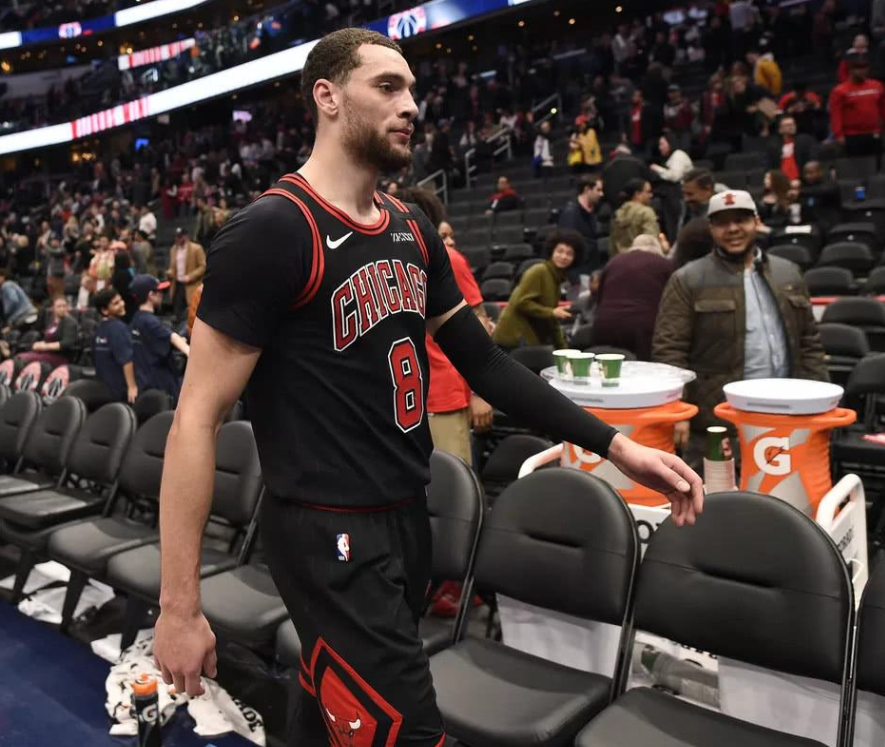 JJB-关于阿扎伦卡关键节点爆冷，G2带队取胜！的信息