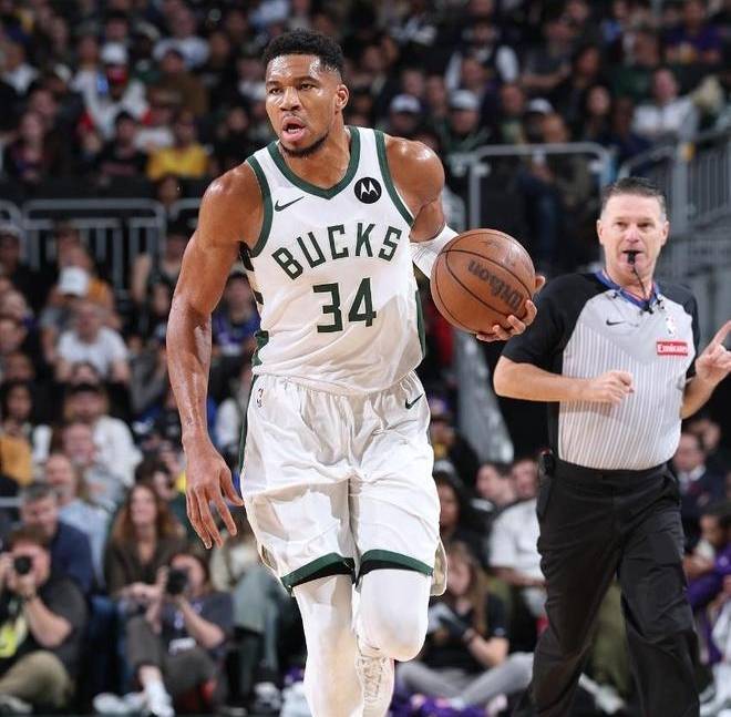 竞技宝-包含字母哥新星回归赛场表现惊艳，湖人未来可期！的词条